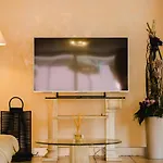 Hotel Unique 3*
