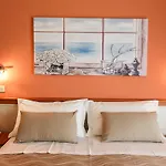 Unique Hotel