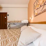 Unique Hotel