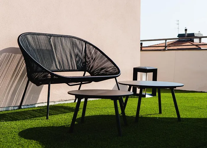 Unique فندق تْشيزيناتيكو