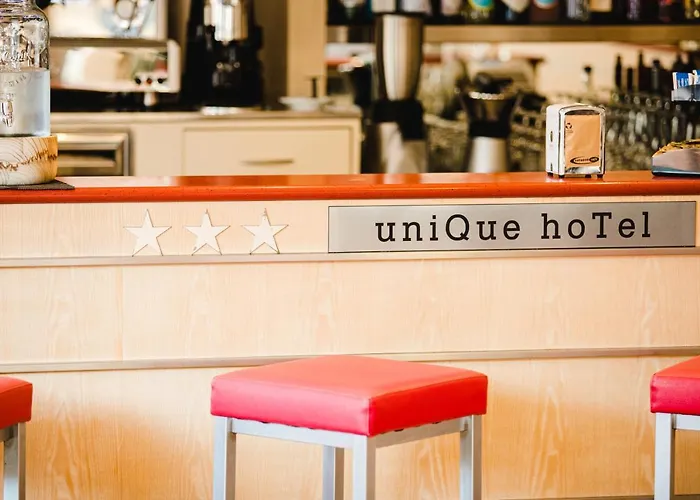 Unique تْشيزيناتيكو