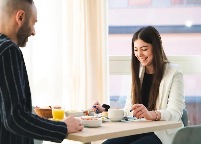 Unique فندق تْشيزيناتيكو