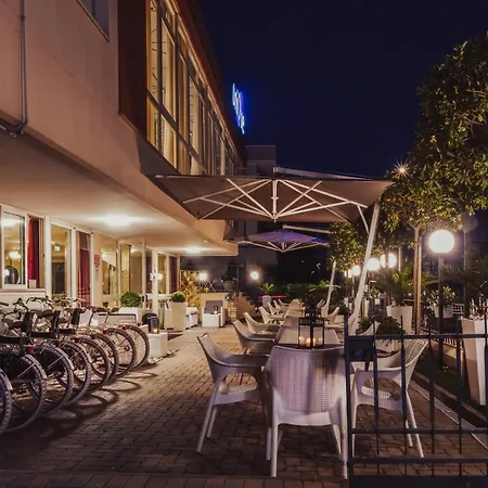 Unique 3* Cesenatico